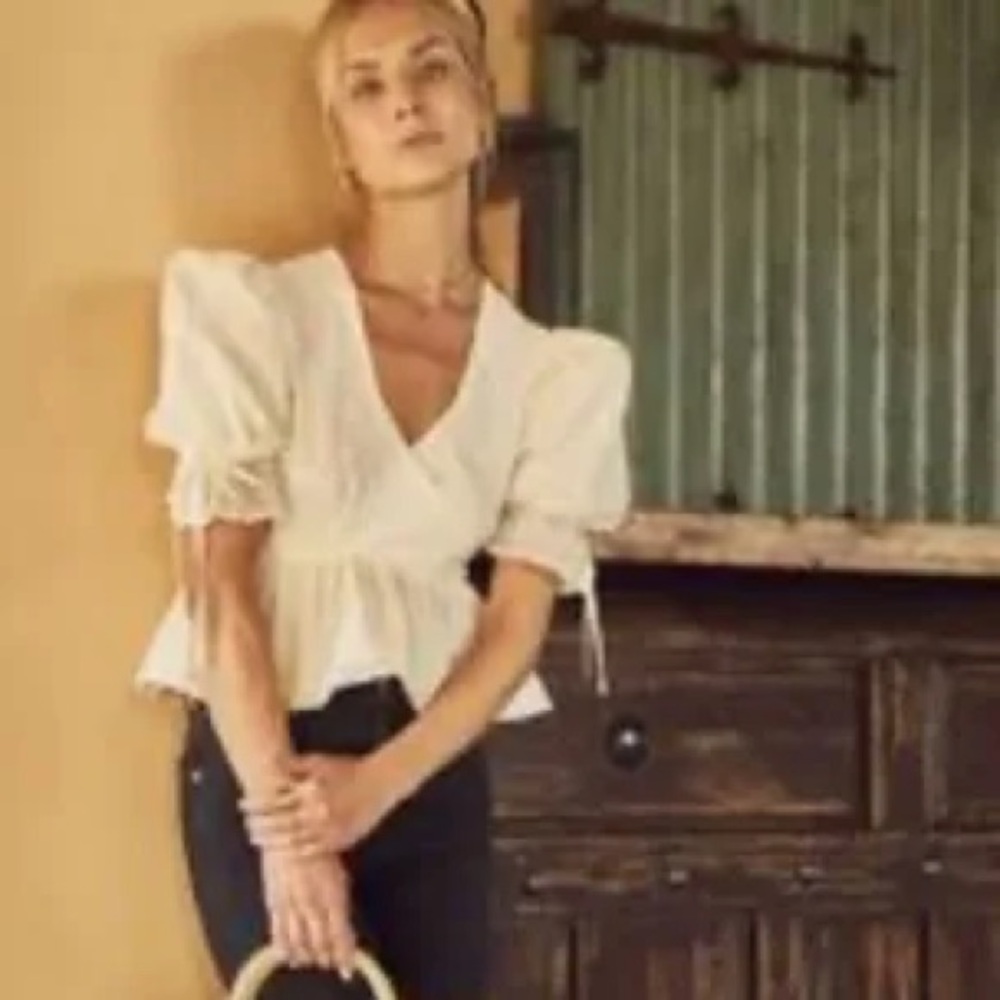 Hunter Bell Cream Polka Dot Blouse